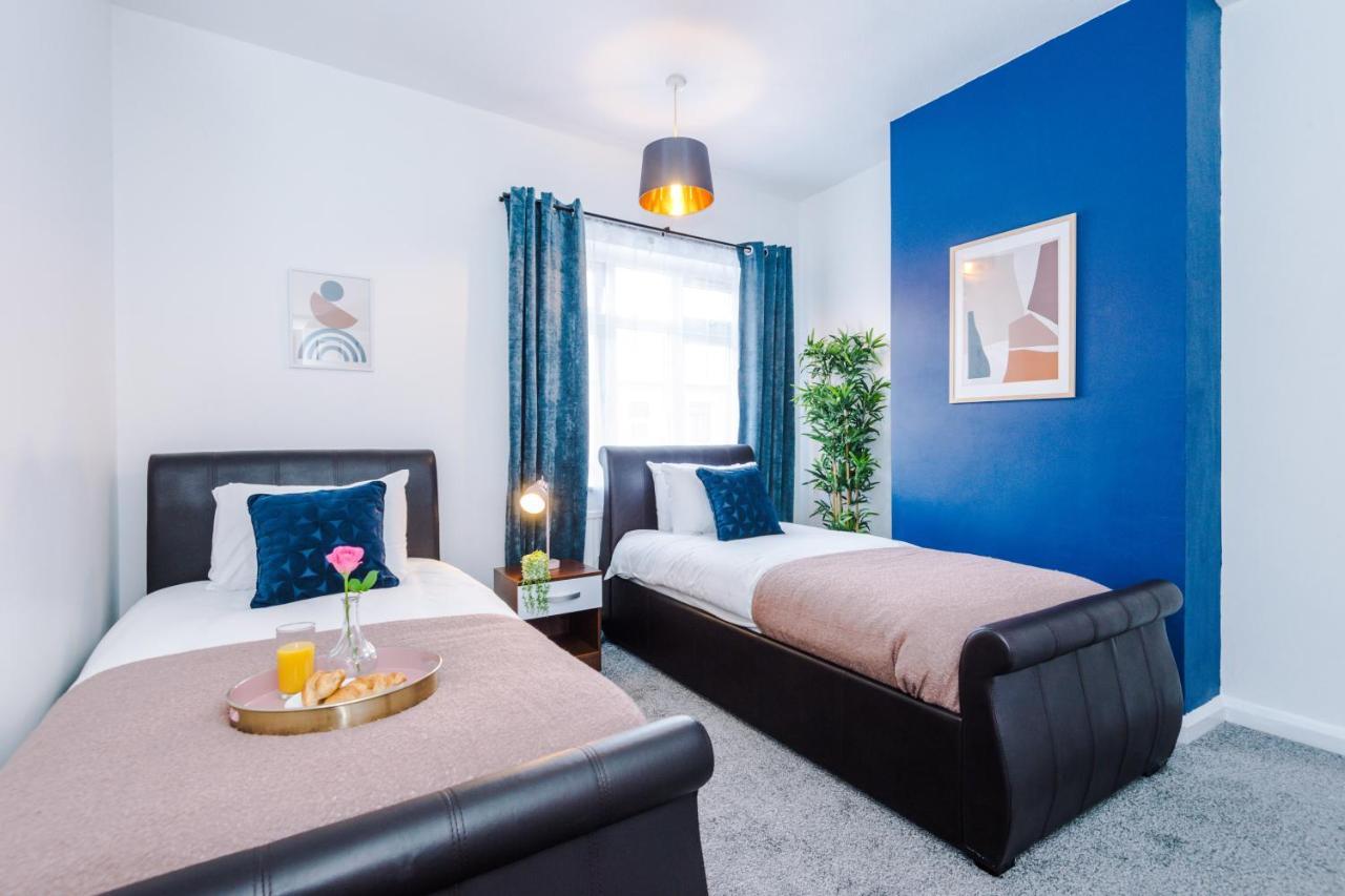 Harley House - Spacious Home With Free Netflix & Parking By Rocketbnb Coventry Eksteriør billede