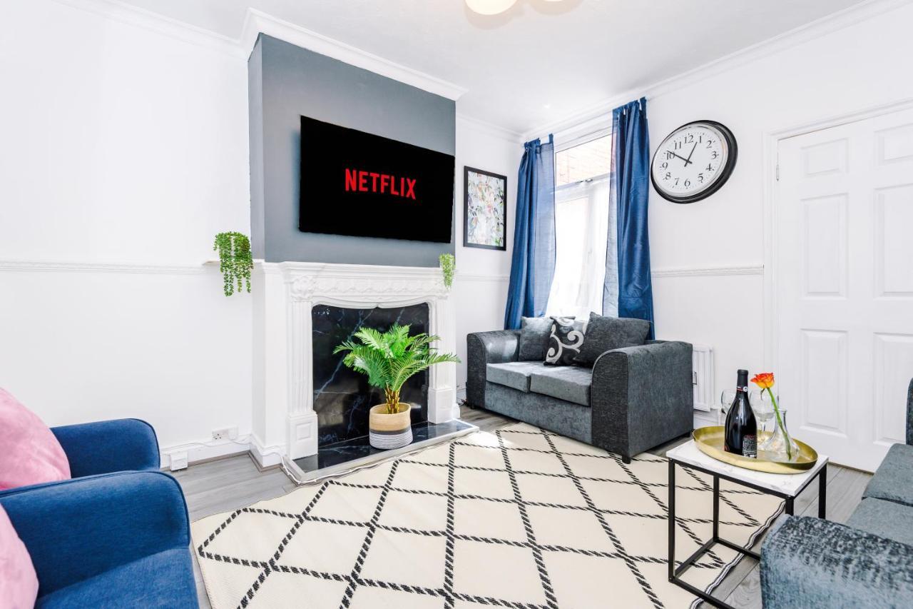 Harley House - Spacious Home With Free Netflix & Parking By Rocketbnb Coventry Eksteriør billede