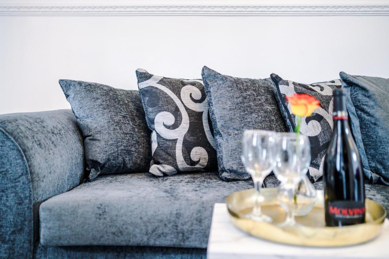 Harley House - Spacious Home With Free Netflix & Parking By Rocketbnb Coventry Eksteriør billede