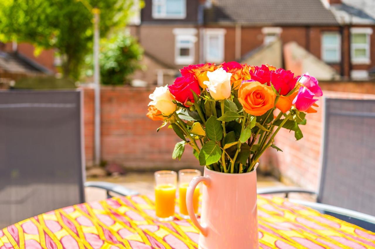 Harley House - Spacious Home With Free Netflix & Parking By Rocketbnb Coventry Eksteriør billede